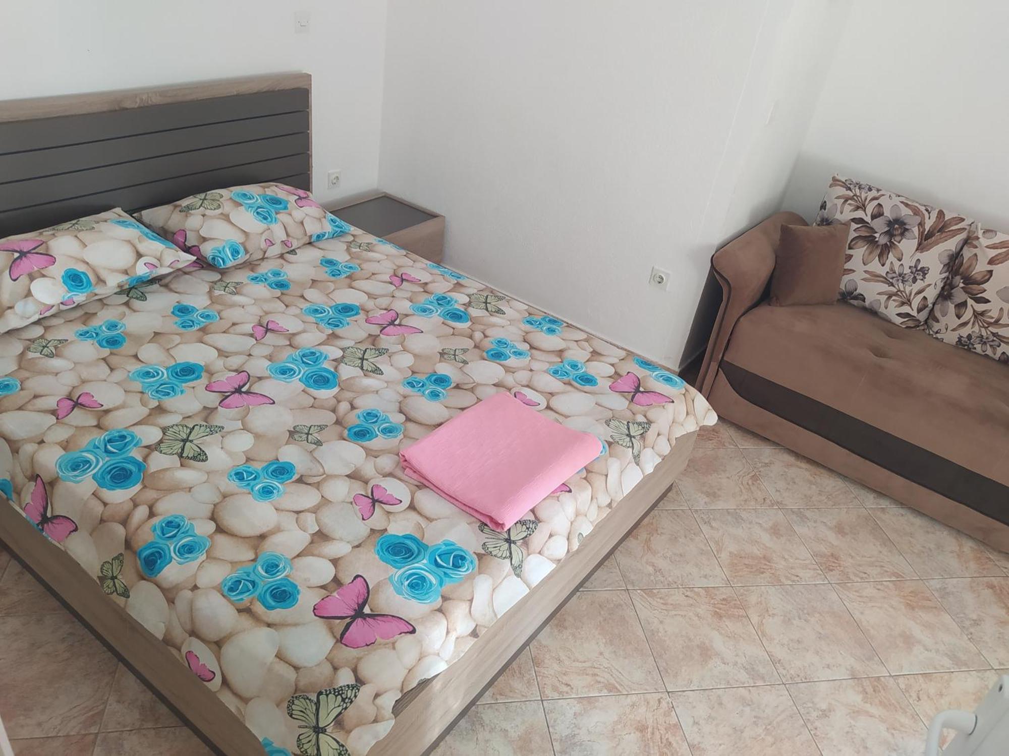Petrovic Apartmani Tivat Ngoại thất bức ảnh